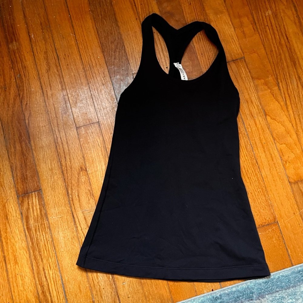 Lululemon tank